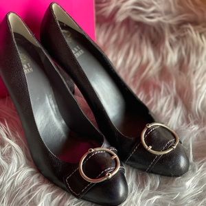 Classic heels by Stuart Weitzman